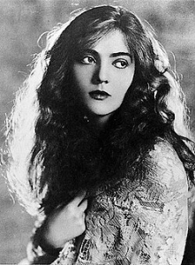 Dorothy Mackaill, c 19201